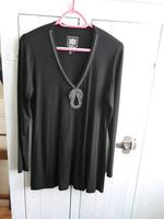 RIANI elegantes Shirt schwarz 42 Schwerin - Gartenstadt - Ostorf Vorschau