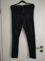 Denim Damen Skinny jeans schwarz Größe 42 *sexy* Taillenhose Hessen - Allendorf Vorschau