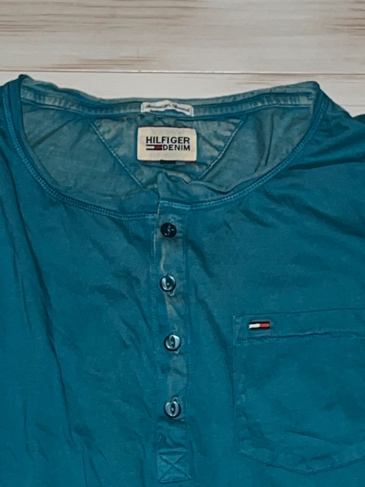 Tommy Hilfiger edles Shirt L Türkis TOP NP.:59,- € in Berlin