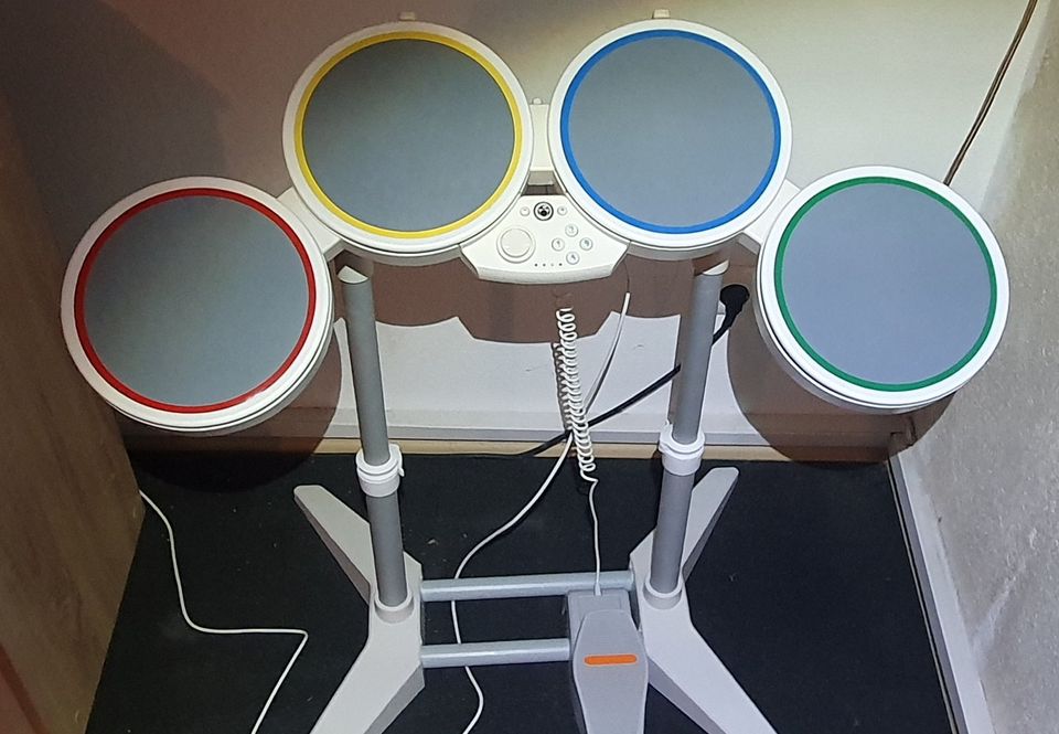 Rockband Schlagzeug (Drumset) für Wii in Wolnzach