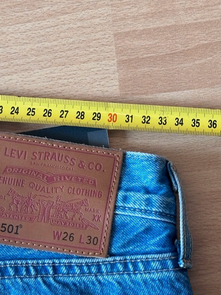 Levi’s 501 Original W26 L30 Neu mit Etikett, ungetragen 28X30 in Berlin