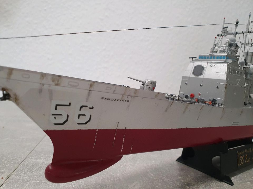 Schiff Model USS TICONDEROGA Class US Navy Cruiser in Böbingen an der Rems