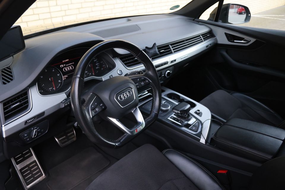 Audi Q7 3.0 TDI Quattro Tiptronic AHK in Kiel