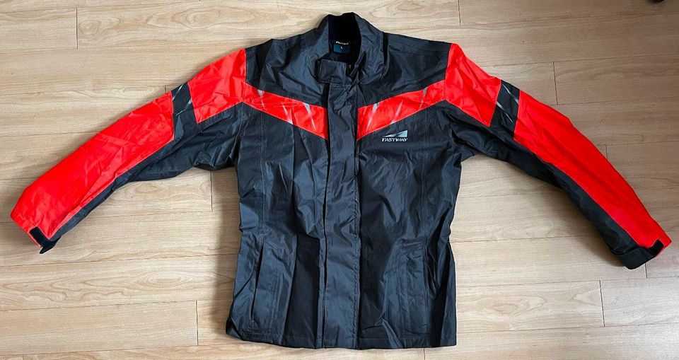 Motorrad-Regenjacke „Fastway Rain“, Größe L, top Zustand in Stuttgart