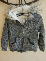 Strick-Jacke mit Teddy-Futter von here+there in Größe 134/140 Bayern - Hösbach Vorschau