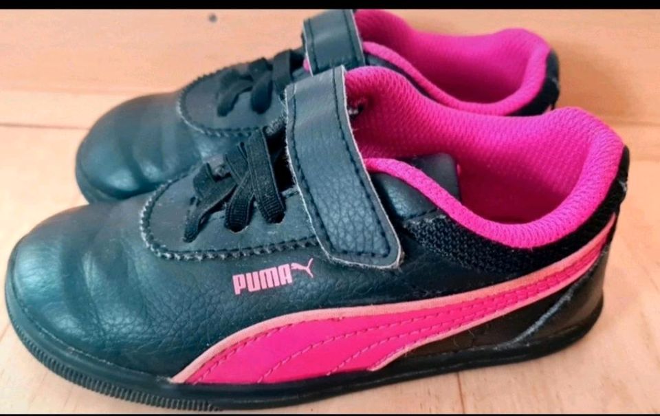 Turnschuhe Sneaker von Puma aus Leder in Gr.24 in Wismar