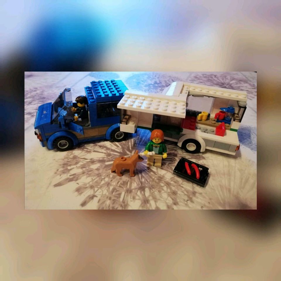 LEGO City • Van mit Wohnwagen • Top Zustand • inkl. Versand in Brachttal