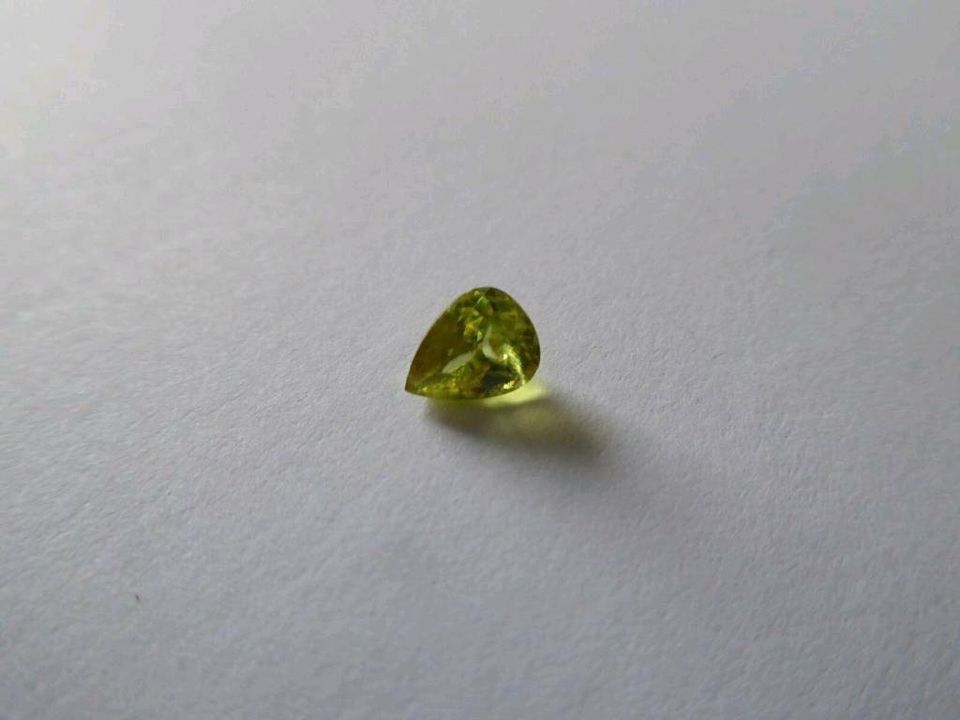 Titanit/Sphen 0,95 ct, Pakistan in Gießen