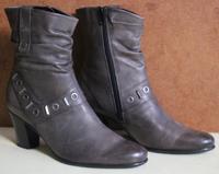 Gefütterte Winterstiefel ~ CAPRICE ~ Gr. 6 / 39 ~ mit Absatz Nordrhein-Westfalen - Hürth Vorschau
