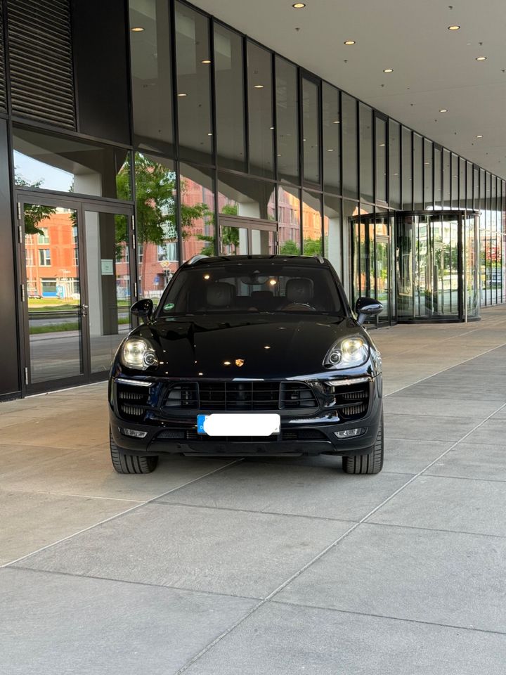 Porsche Macan TURBO, PDK, Approved, BOSE, SportDesign in Bremen