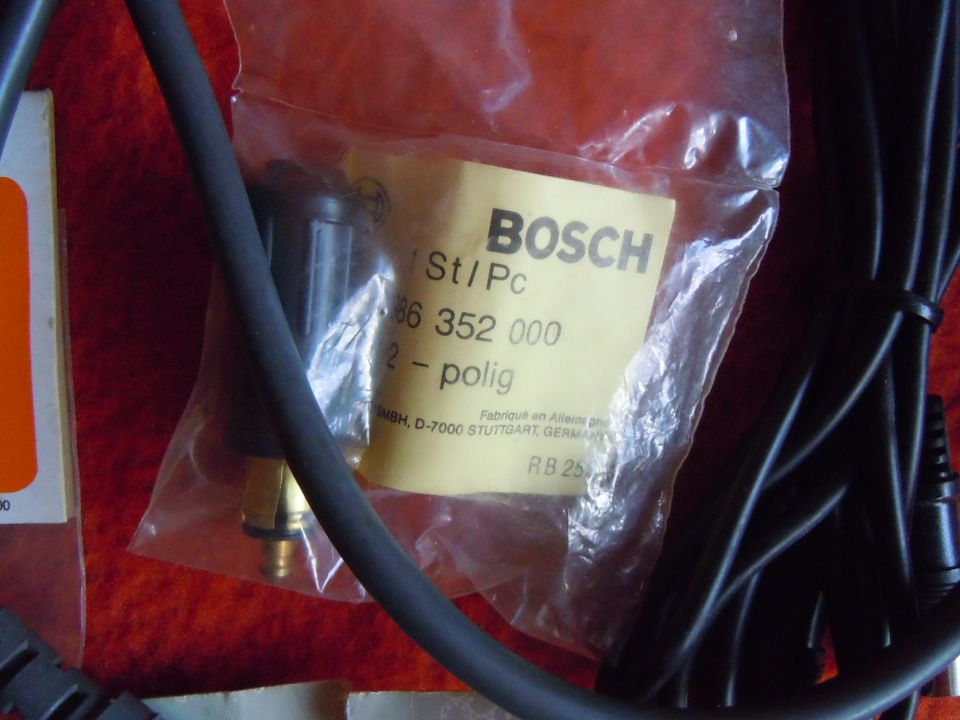 Kiste voll mit 19 Kabel Adapter Stecker Hifi Stereo Mono Hirschma in Aachen