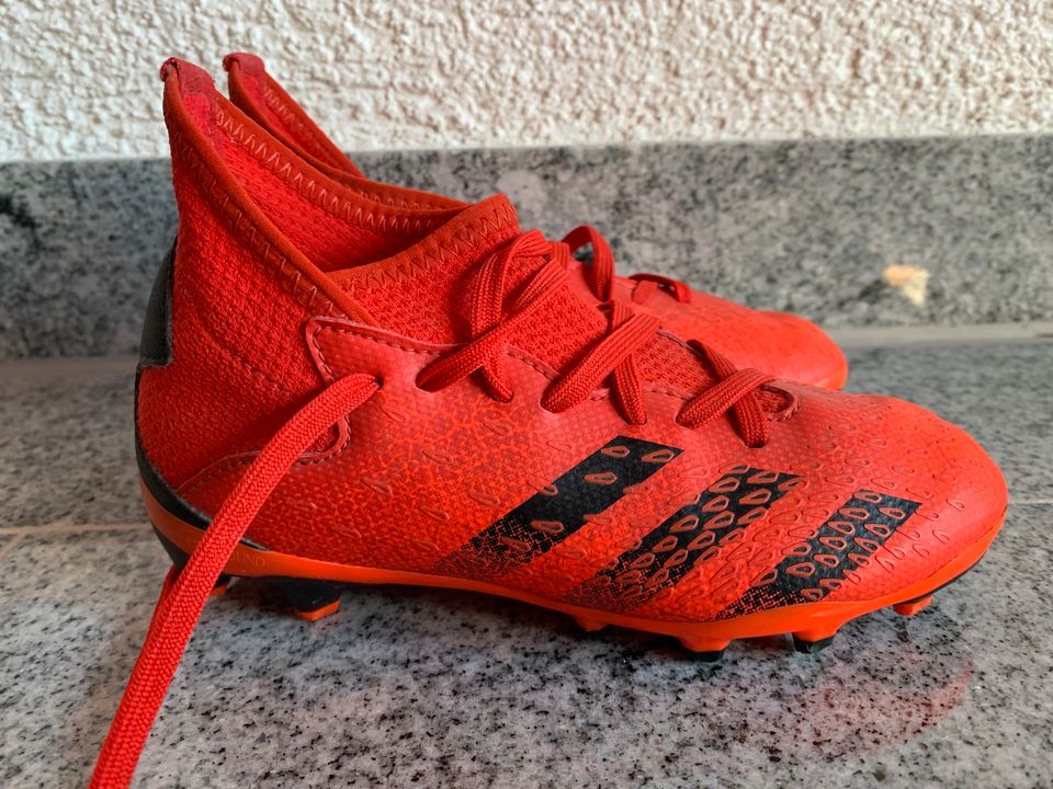 Adidas Predator Kids - Zwillingsbestand in Winnenden