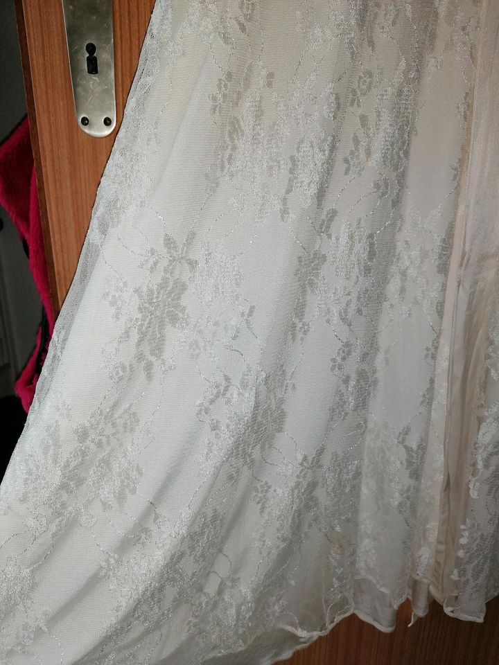 Hochzeitskleid (Umstandsmode) Size 4 in Hartheim
