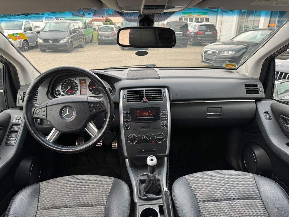 Mercedes-Benz B 170 TÜV NEU/Klima/Sitzheizung/Teilleder/17" in Lahr (Schwarzwald)