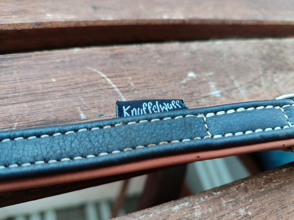 Knuffelwuff Lederhalsband Halsband Leder Arcadia, XS 24-30cm in Frankfurt am Main