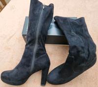 Tamaris Plateu-Stiefel / Größe 40 / schwarz /Wildleder Niedersachsen - Munster Vorschau