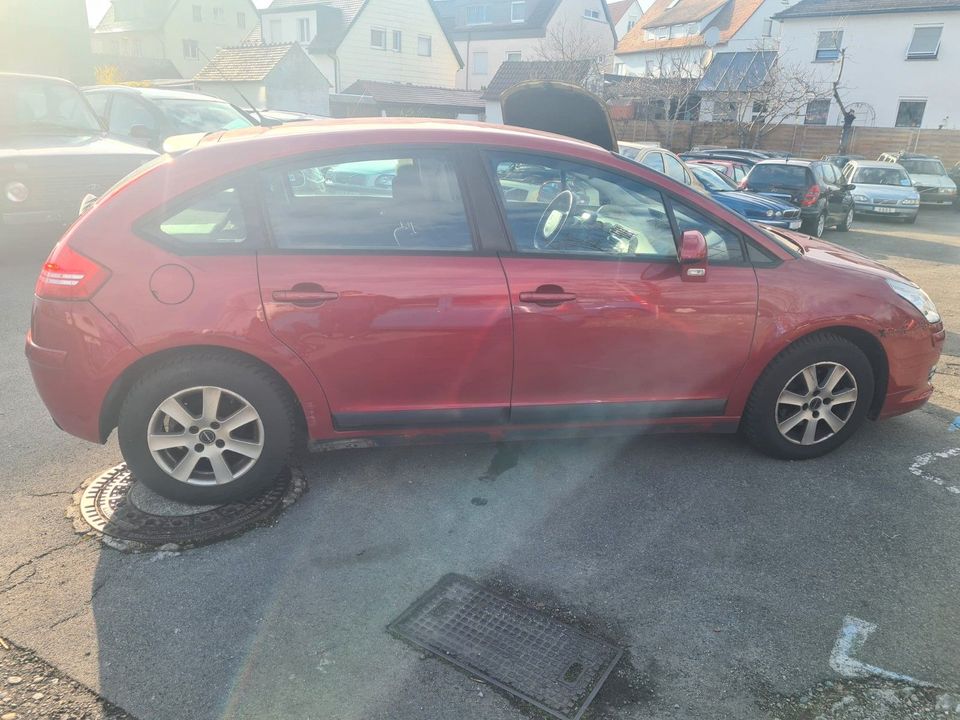 Citroën C4 Lim. VTR Plus  "Tüv neu" in Friedrichshafen