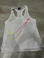 Nike Top, S, wie neu Berlin - Marzahn Vorschau