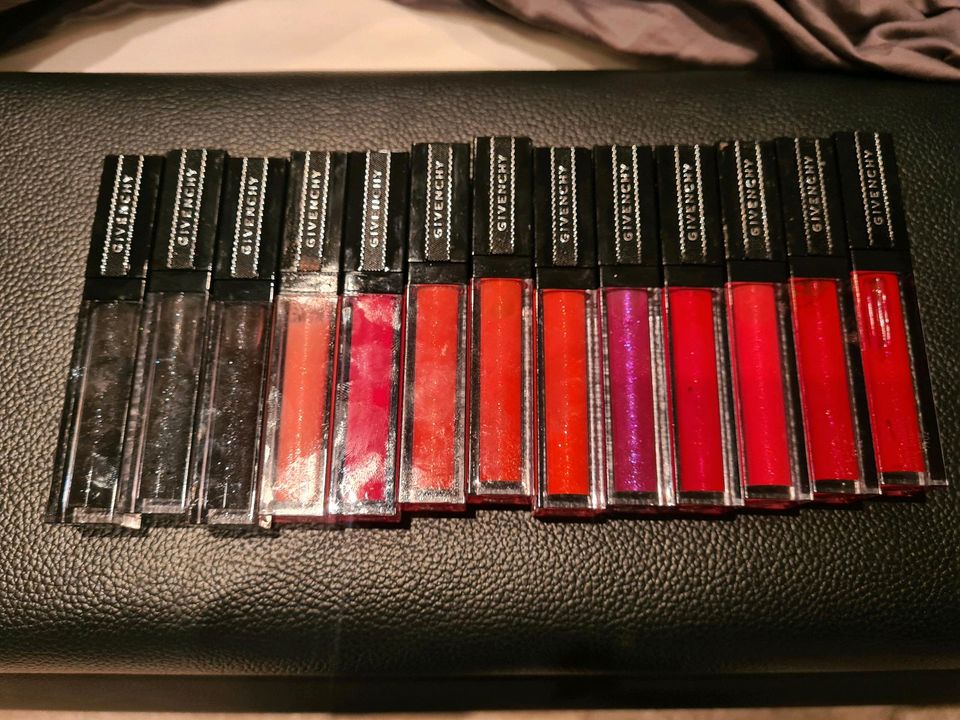 unbenutzte Givenchy Lipglosse Lippenstifte Gloss Makeup in Berlin