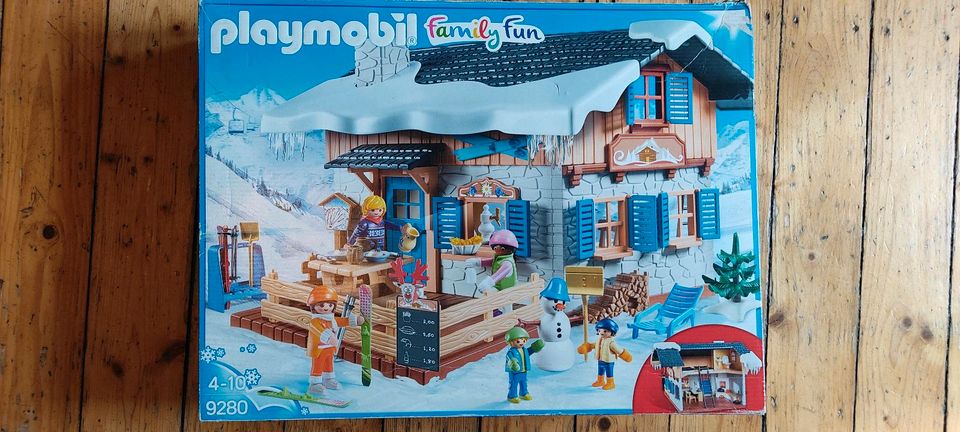 Playmobil Family Fun Skihütte in Köln