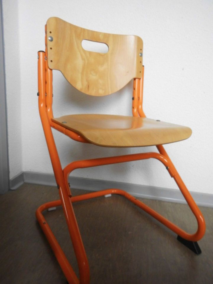 KETTLER CHAIR PLUS ORANGE MITWACHSENDER SCHREIBTISCHSTUHL KINDER in Mainz