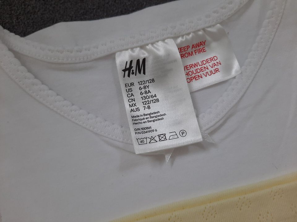 2 x H&M Unterhemd weiß gelb Ajour neu 122 128 in Penzberg