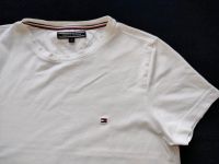 Tommy Hilfiger Logo T-Shirt weiß Gr. S Nordrhein-Westfalen - Beckum Vorschau