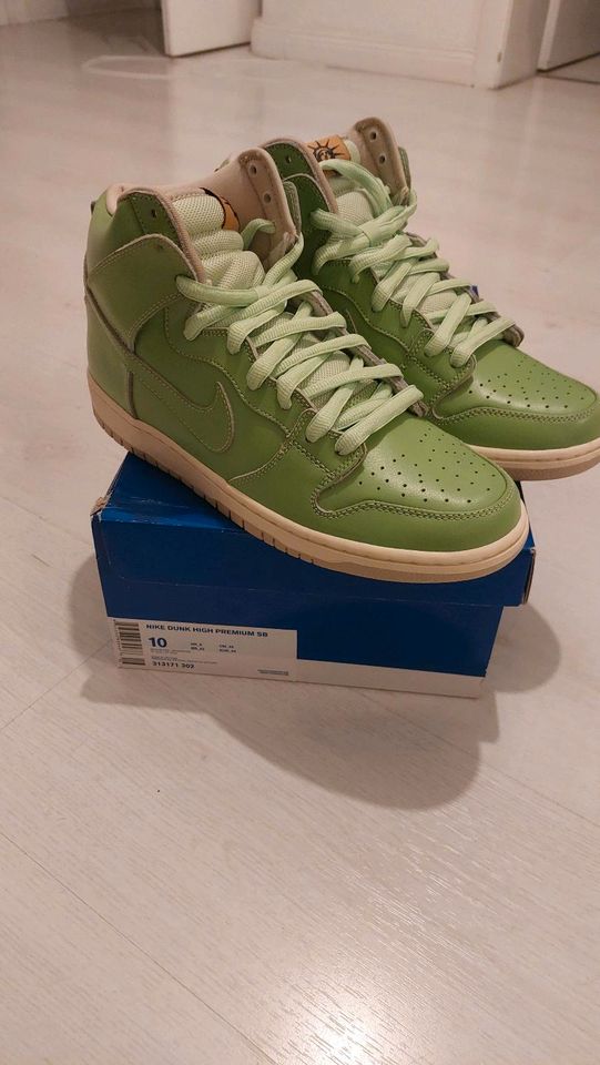 Nike Dunk SB high statue of liberty DS in Essen