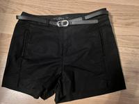 Amisu schwarze kurze Hose Gr. 36 Leipzig - Anger-Crottendorf Vorschau