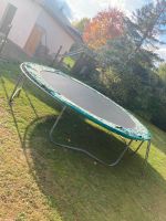 Berg Trampolin D= 430cm Nordrhein-Westfalen - Rahden Vorschau