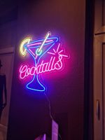 COCKTAILS LED Schild NEON Dimmbar 70 X 69 NEU Nordrhein-Westfalen - Neunkirchen Siegerland Vorschau