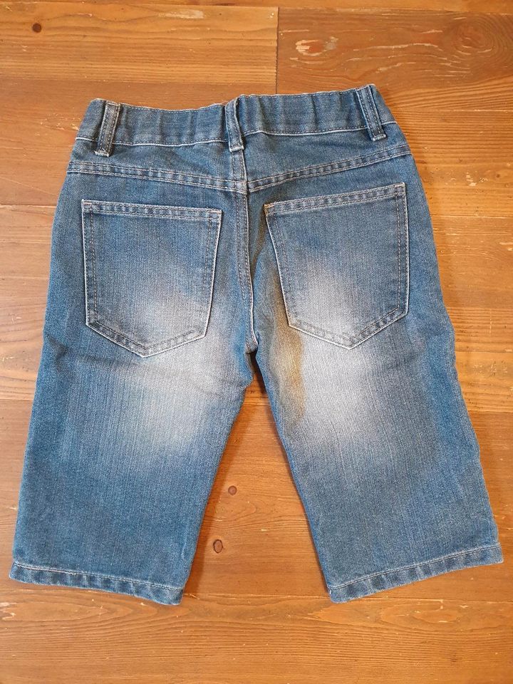 Kurze Hose Short Jungen Gr. 134 in Kirchanschöring