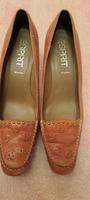 Diverse Tamaris Esprit Pumps Ballerinas Sandalen Gr. 39 Nordrhein-Westfalen - Dormagen Vorschau