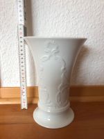 Blumenvase weiß Porzellan Berlin - Zehlendorf Vorschau