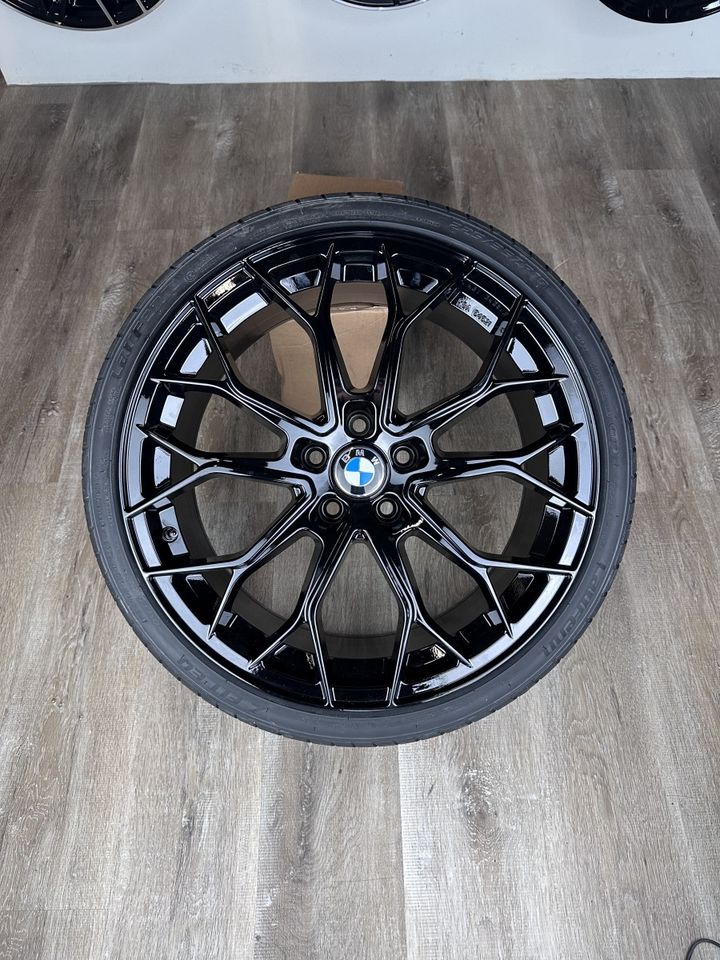 FF Wheels FF01 19 Zoll Allwetterreifen für BMW 3er 4er X1 F30 F31 G20 G21 3L 3K F32 F33 F36 3C E84 M Felgen Reifen Räder Sommerreifen schwarz 8,5x19 5x120 NEU ABE Performance Kompletträder Ganzjahr MS in Neckarsulm