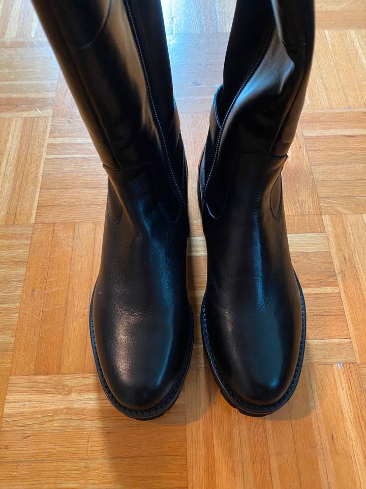 Gerry Weber Steifel Reiters 38 Boots Schwarz Neu OVP in Berlin