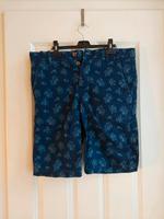 Levi Levis Levi's Shorts 33 M L vintage flowers Berlin - Treptow Vorschau