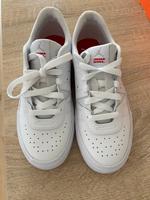 Nike Jordan Series weiß rot unisex Mülheim - Köln Dünnwald Vorschau