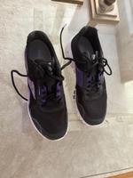 Hallenschuhe von Reebok Essen - Bergerhausen Vorschau