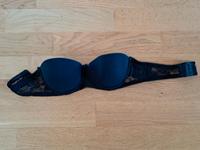 70A 32A S BH strapless balconette Trägerlos schwarz Spitze elegan Bayern - Holzkirchen Vorschau