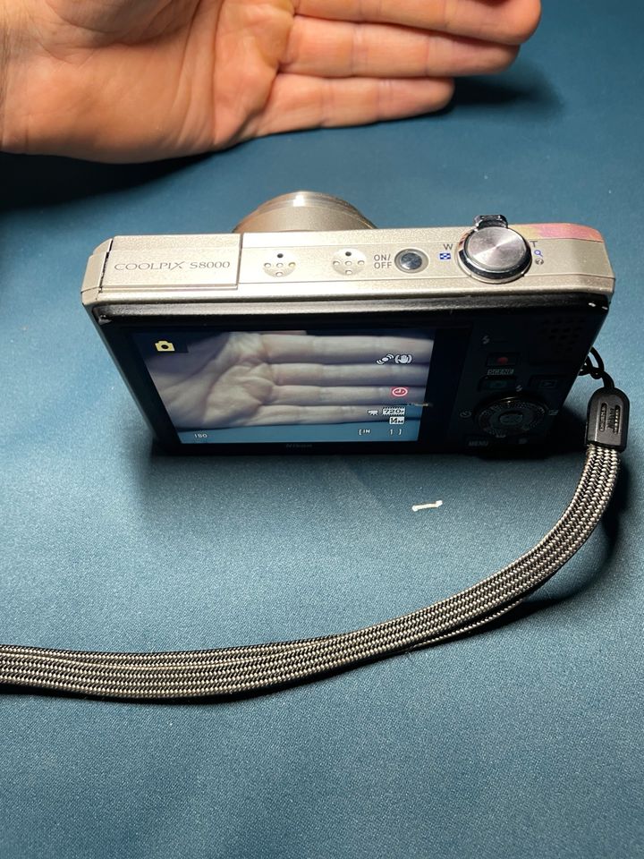 Nikon Coolpix s8000 vintage digital Kamera Digitalkamera in Berlin