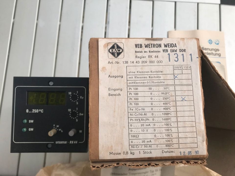 Elektronischer Zweipunktregler RK44 in Werdau