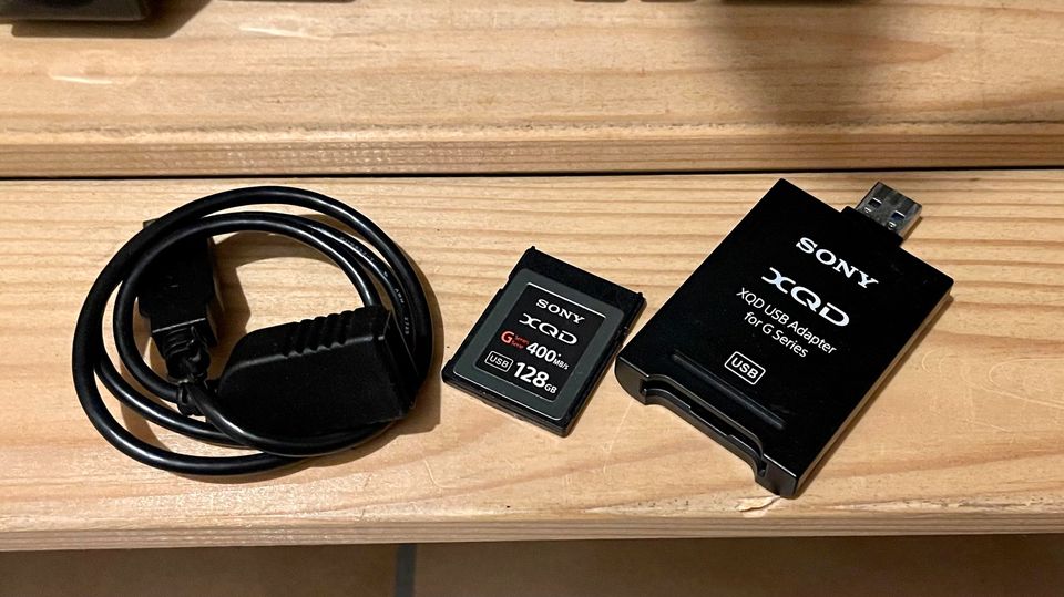 Speicherkarten Sony xQD USB Adapter inkl.XQD Card 128 gb  400MB/s in Sundern (Sauerland)