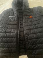 Ellesse Übergangsjacke Kr. München - Neubiberg Vorschau