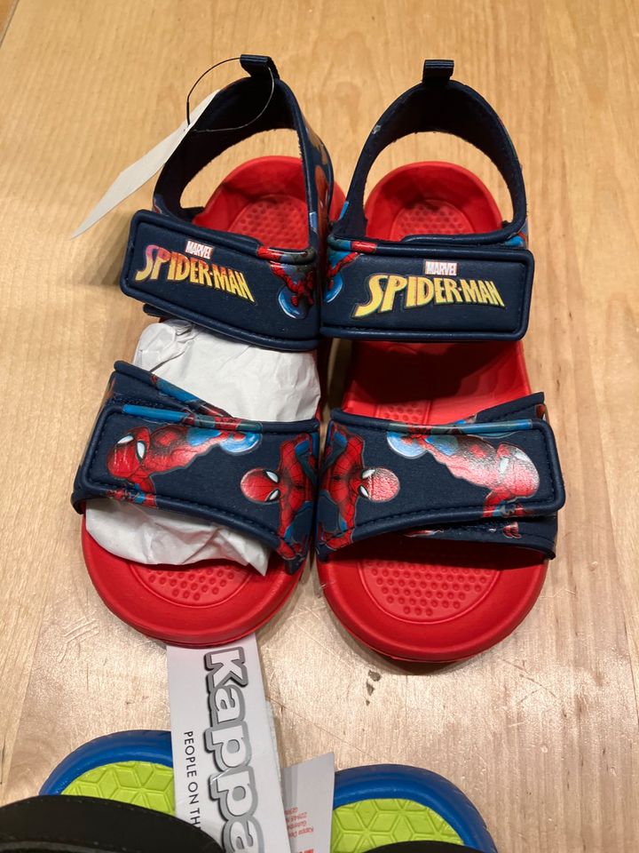 Sandalen Sommer Jungen Wasserschuhe Marvel Kappa Neu 32 30 31 in Zwickau