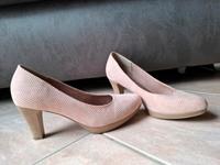 Pumps Wildlederoptik Bayern - Großheirath Vorschau