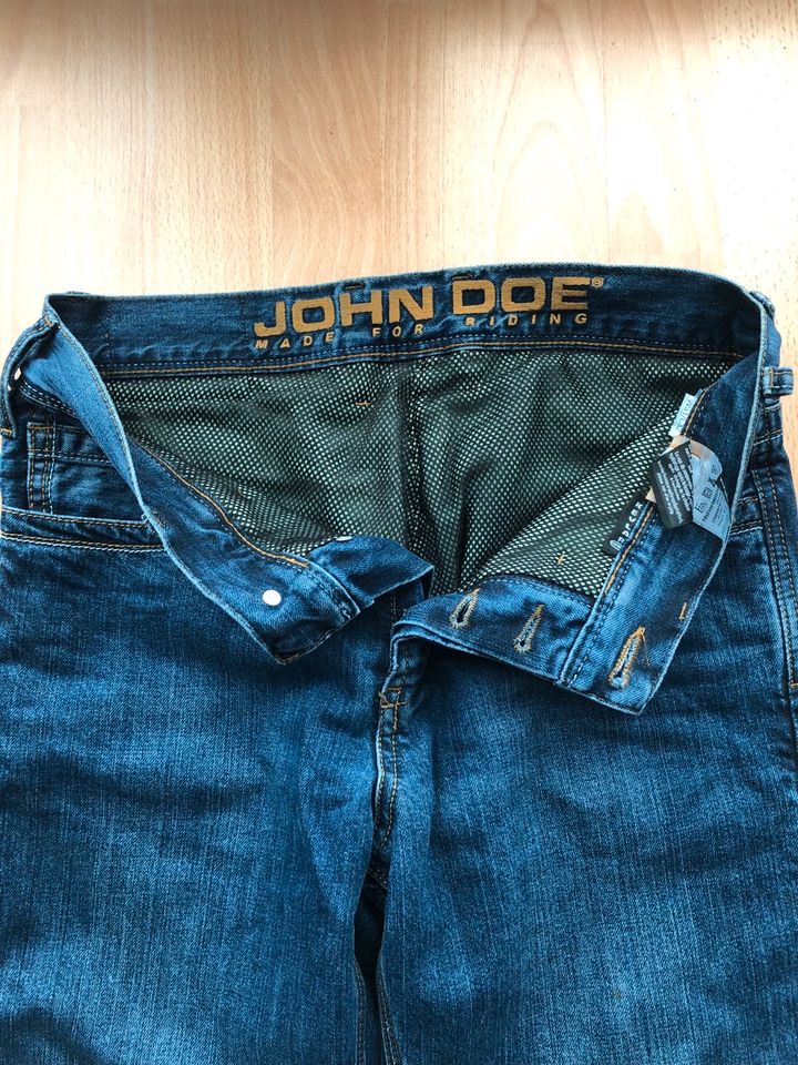 John Doe Motorradhose Jeans Kevlar Kamikaze Gr.31/32 in Steinhagen