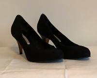 Buffalo London schwarze Pumps Echtleder Velourleder Gr. 39 Berlin - Steglitz Vorschau