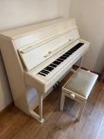 Gebrauchtes Klavier mit Stuhl- Marke Rippen Hessen - Bad Emstal Vorschau