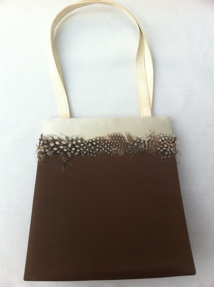 Tasche Satin mit Federn, 18 x 18 cm, Wunderschön ! in Andernach